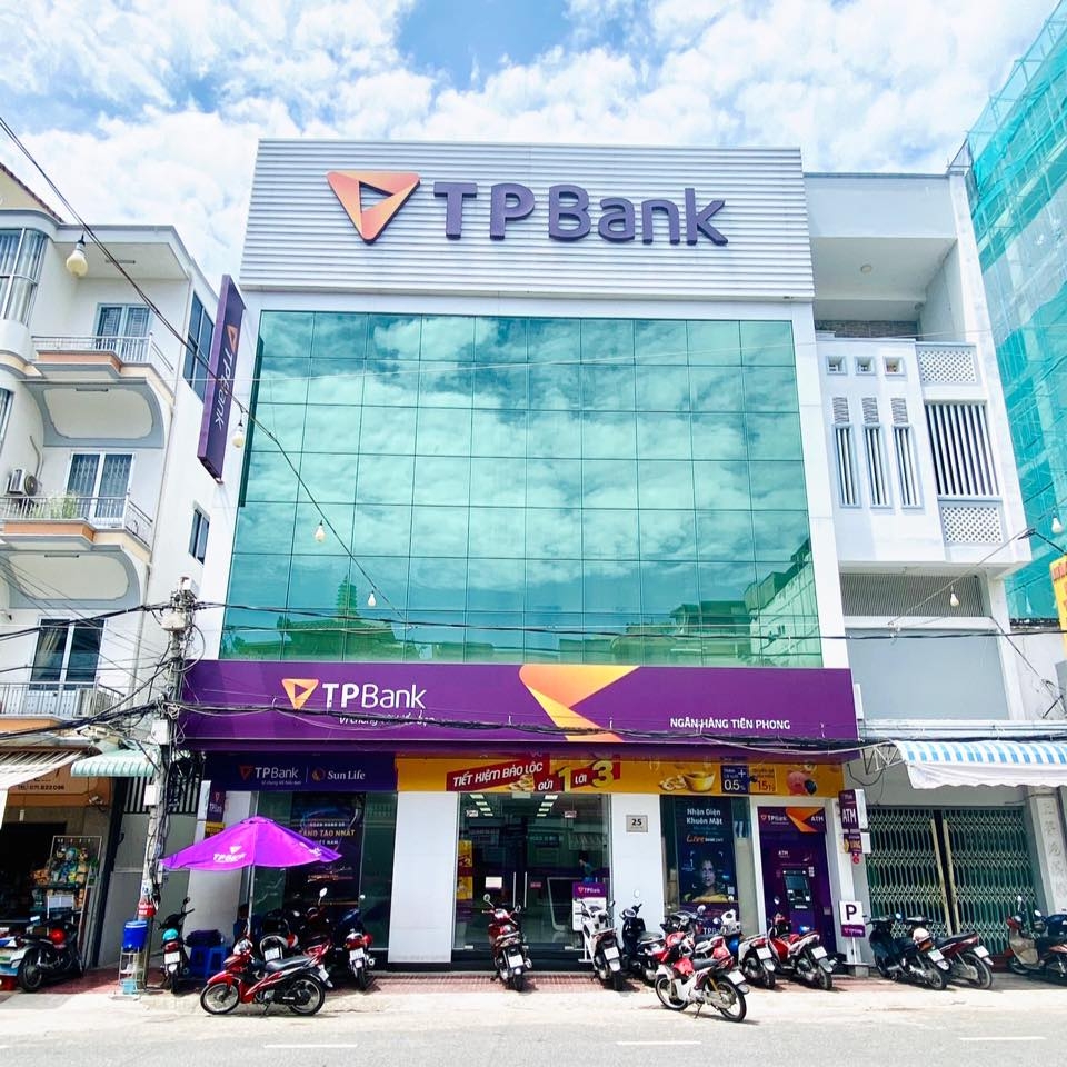 Hiện TPBank đang nợ hơn 26.000 tỷ đồng trái và hơn 31.000 tỷ đồng nghĩa vụ nợ tiềm ẩn.