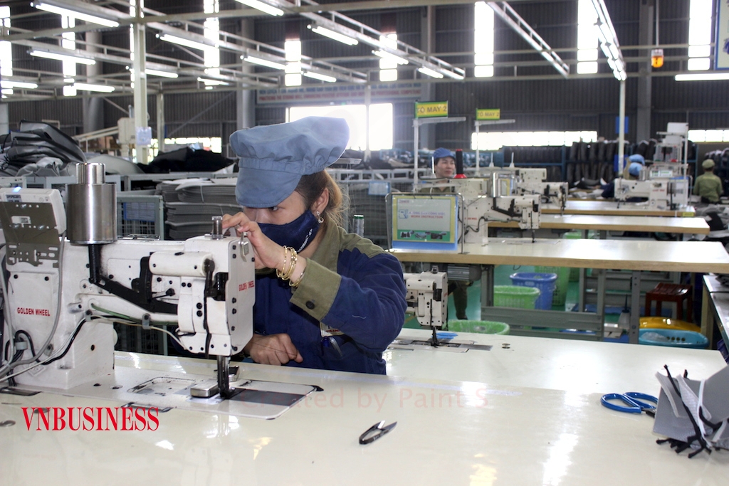 Số lượng đơn đặt hàng XK trong quý 4/2022 của các DN dệt may, da giày được cho là có sự sụt giảm do khó khăn từ một số thị trường lớn.