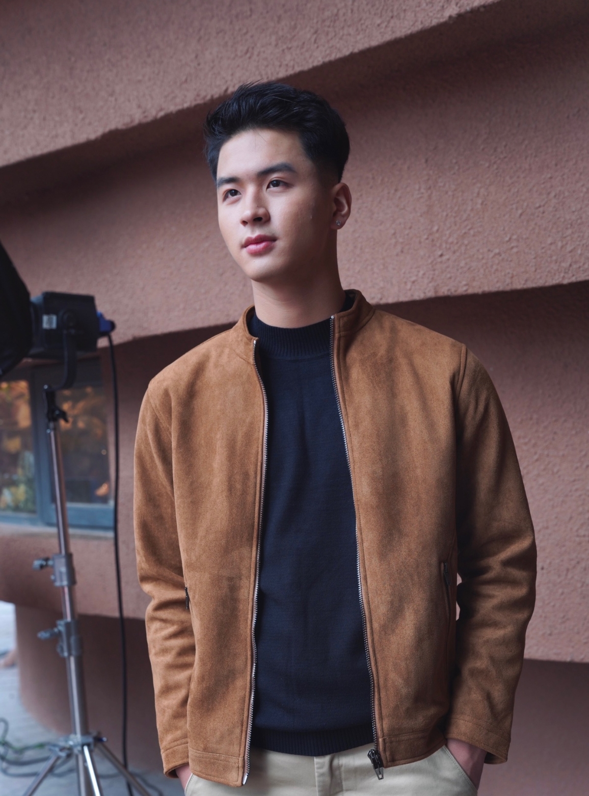 Khi được hỏi đẹp trai thế này thì có người yêu chưa?, Hà Thành cười hiền: Nói chưa có người yêu là không đúng, nhưng thời gian này, mình quan tâm và dành nhiều ưu tiên cho việc học. Thành mong được tham gia nhiều vai diễn, trở thành diễn viên điện ảnh là ước mơ lớn nhất mình đã ấp ủ từ những ngày còn bé và giờ đây Hà Thành đã chập chững bước những bước đầu tiên trên con đường chinh phục và chạm đến ước mơ.