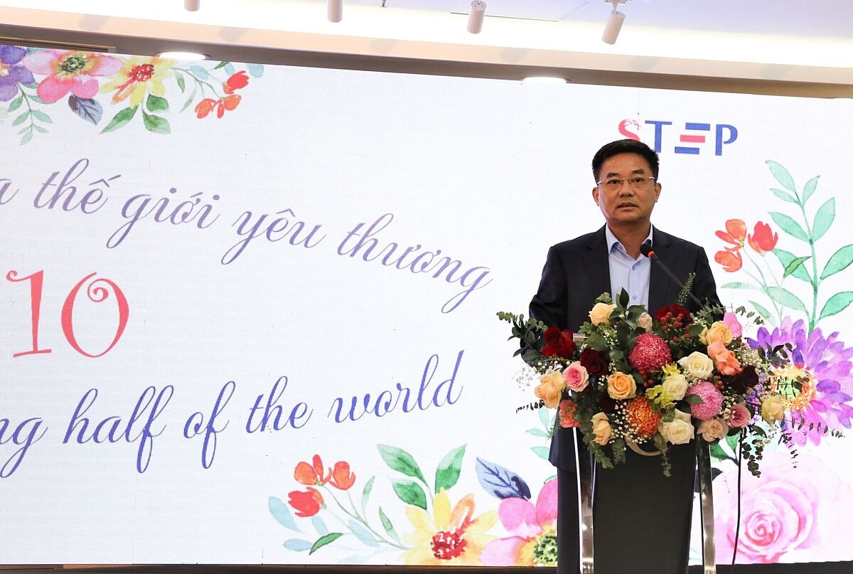 Ông Nguyễn Quốc Cường - Bí thư Đảng ủy - Chủ tịch HĐQT Co-opBank phát biểu tại chương trình.