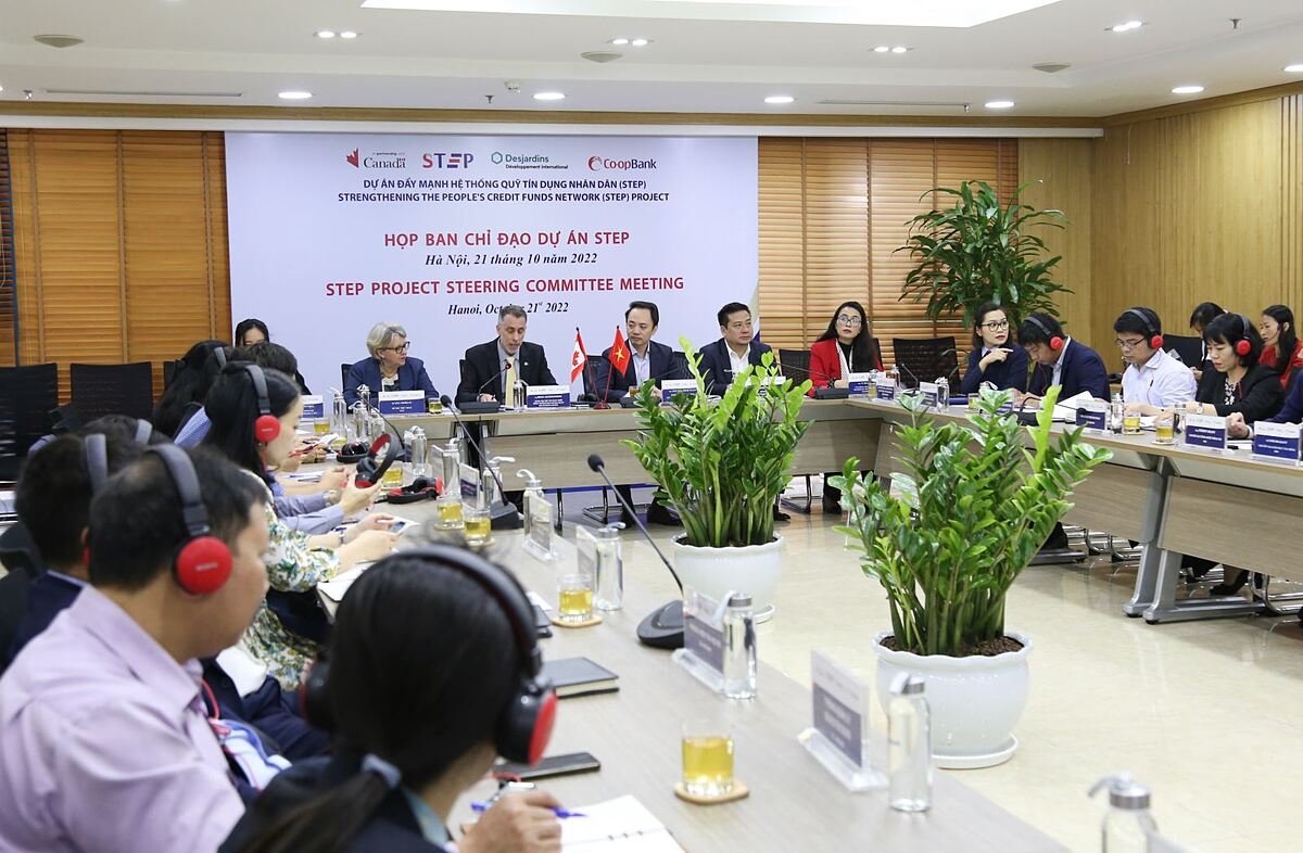 Cuộc họp định kỳ hàng năm để đánh giá kết quả hoạt động năm 2021-2022 và đề ra kế hoạch triển khai năm 2022-2023 của Co-opBank.