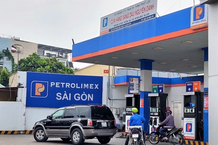 Bộ Tài chính cũng nhấn mạnh, các thương nhân đầu mối kinh doanh xăng dầu chịu trách nhiệm về tính chính xác của số liệu báo cáo và chứng từ kèm theo.