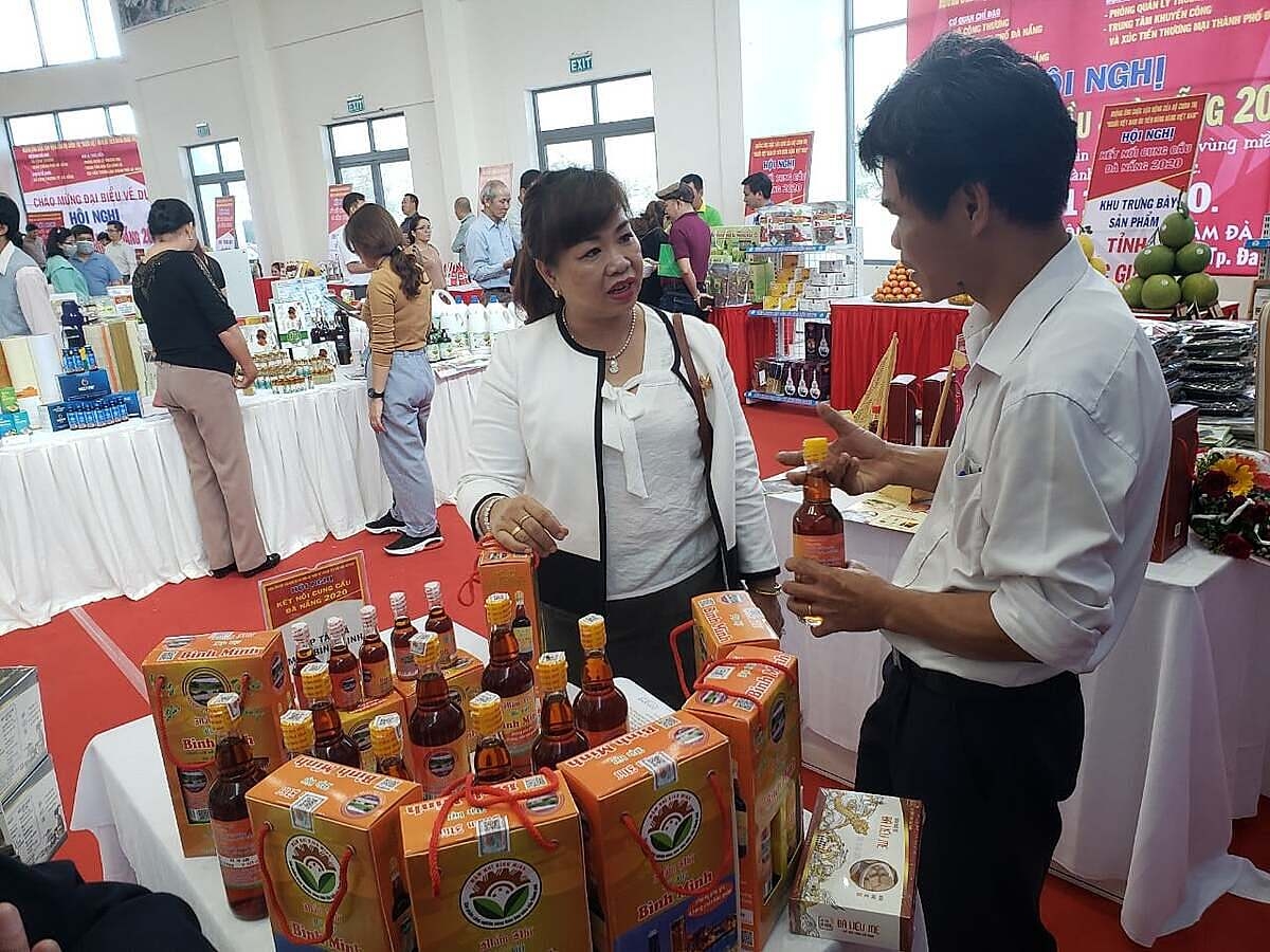 HTX mắm Bình Minh sẽ kết hợp giữa bán lẻ, bán sỉ, bán trực tiếp và trực tuyến để hạn chế tình trạng hàng tồn kho cuối năm.