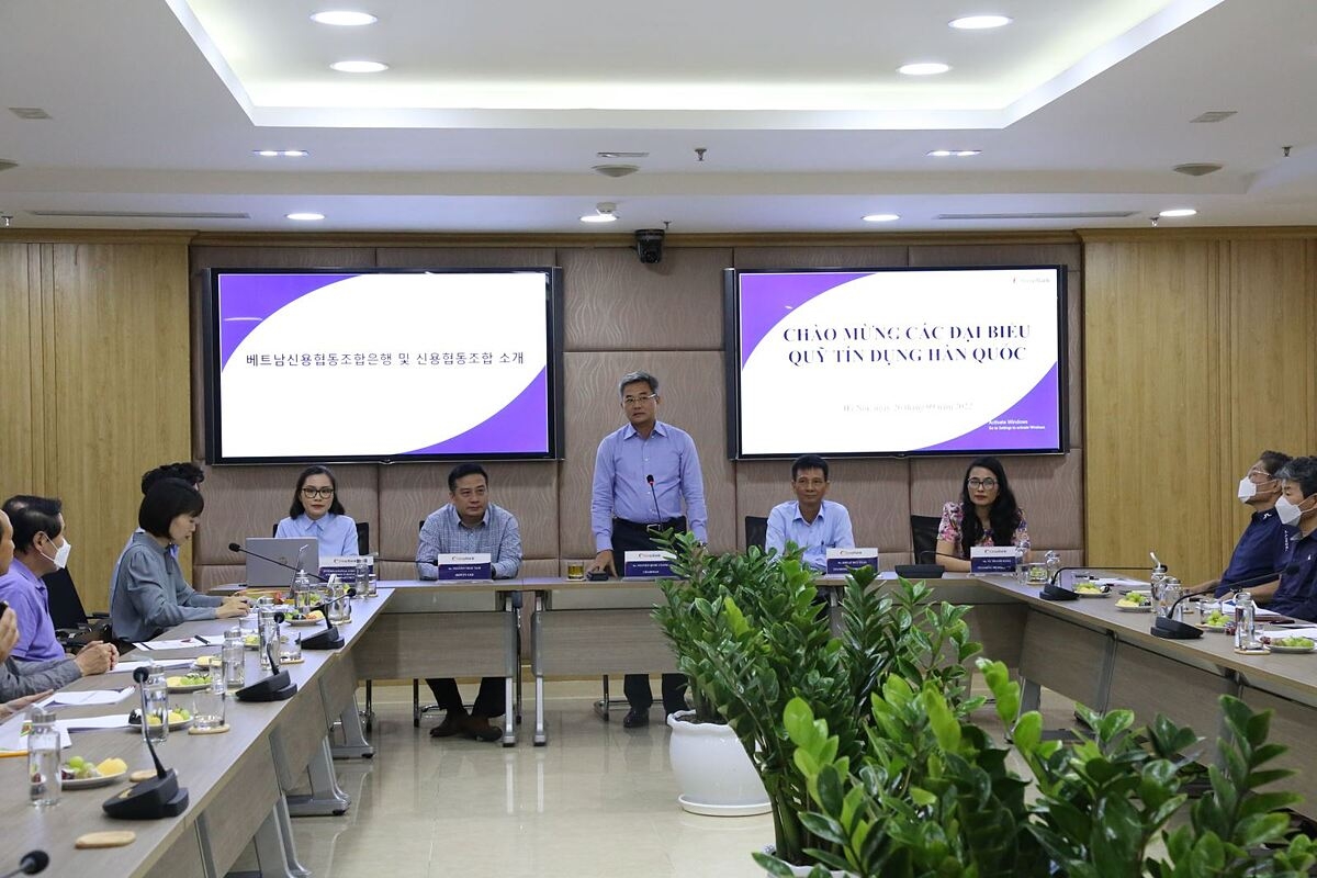 Ông Nguyễn Quốc Cường – Chủ tịch HĐQT Co-opBank phát biểu tại buổi làm việc.