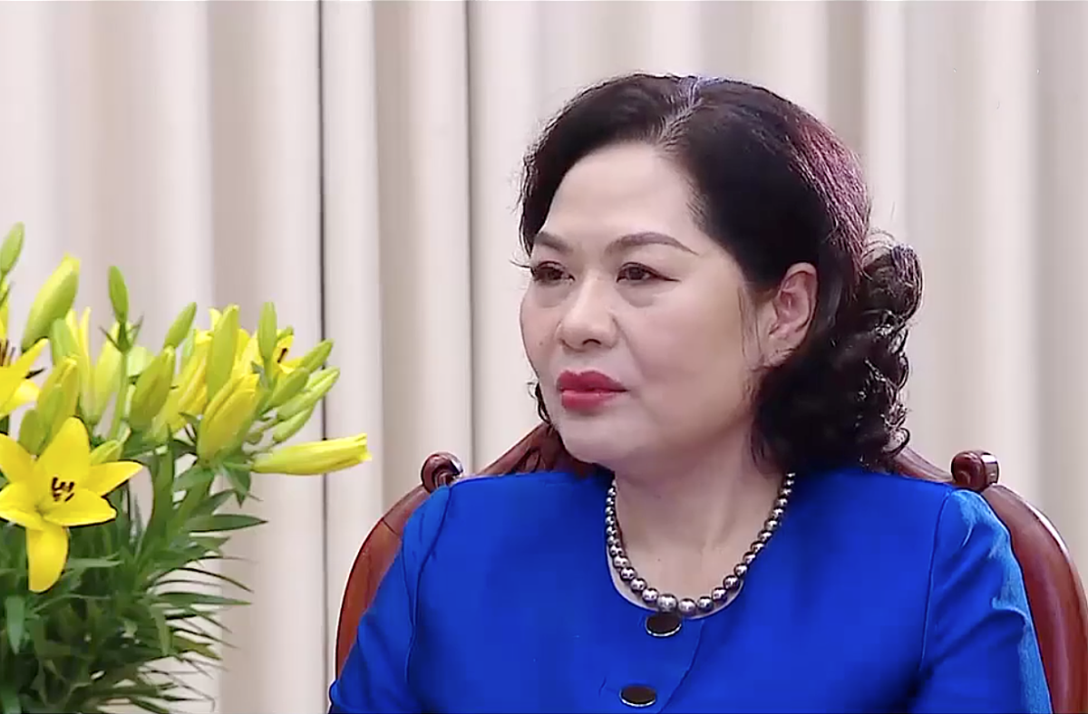 Thống đốc Nguyễn Thị Hồng.