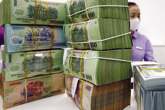 Các chuyên gia dự báo làn sóng chạy đua tăng lãi suất huy động vẫn tiếp diễn trong quý IV/2022. (Ảnh: Int)