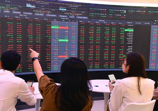 Cầu bắt đáy đã có dấu hiệu nhập cuộc khi thị trường giảm mạnh, điều này mang tới hi vọng vào cú lội ngược dòng của thị trường trong thời gian tới. (Ảnh: Int)