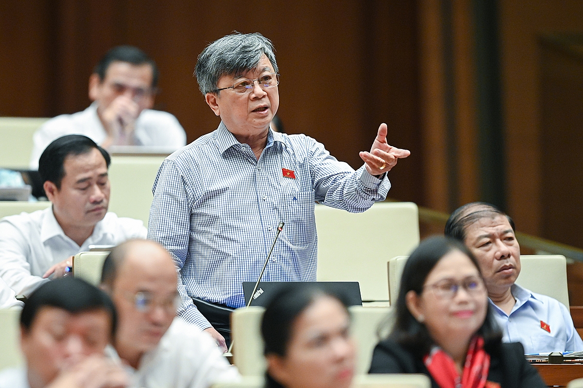 Đại biểu Trương Trọng Nghĩa- Đoàn Đại biểu Quốc hội Tp. Hồ Chí Minh đóng góp ý kiến về Dự thảo sửa đổi Luật HTX.