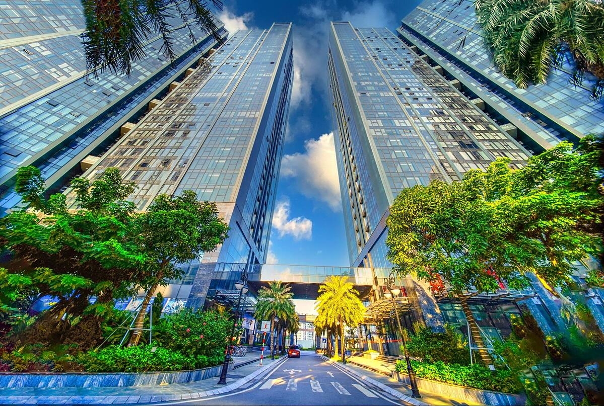 Từng được vinh danh là Khu đô thị đáng sống năm 2021, Sunshine City là một miền thiên nhiên thuần khiết, được ví như một “ốc đảo xanh” trong lòng phố.