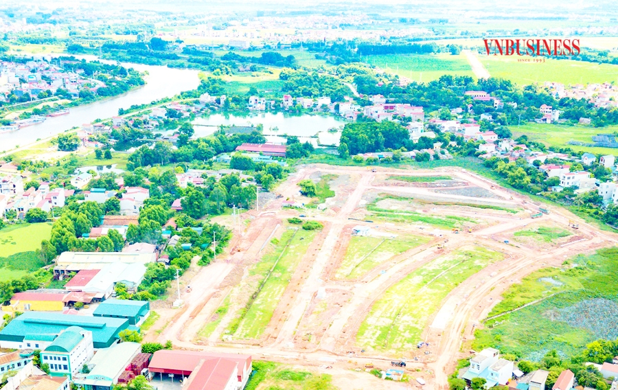 Không ít doanh nghiệp địa ốc đang chọn dịch chuyển về vùng ven để phát triển dự án.
