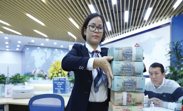 NIM của các nhà băng trong thời gian qua có xu hướng giảm do sức ép từ thị trường tiền tệ. (Ảnh minh hoạ: Int)