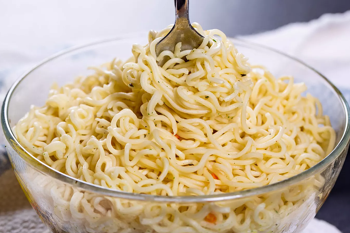 Bộ Công Thương yêu cầu báo cáo vụ mì Gấu Đỏ chứa Ethylene Oxide vượt ngưỡng.