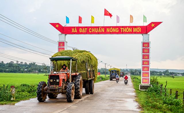 Tỉnh Kon Tum yêu cầu mỗi địa phương đề ra những giải pháp thiết thực để nâng cao chất lượng xây dựng NTM .