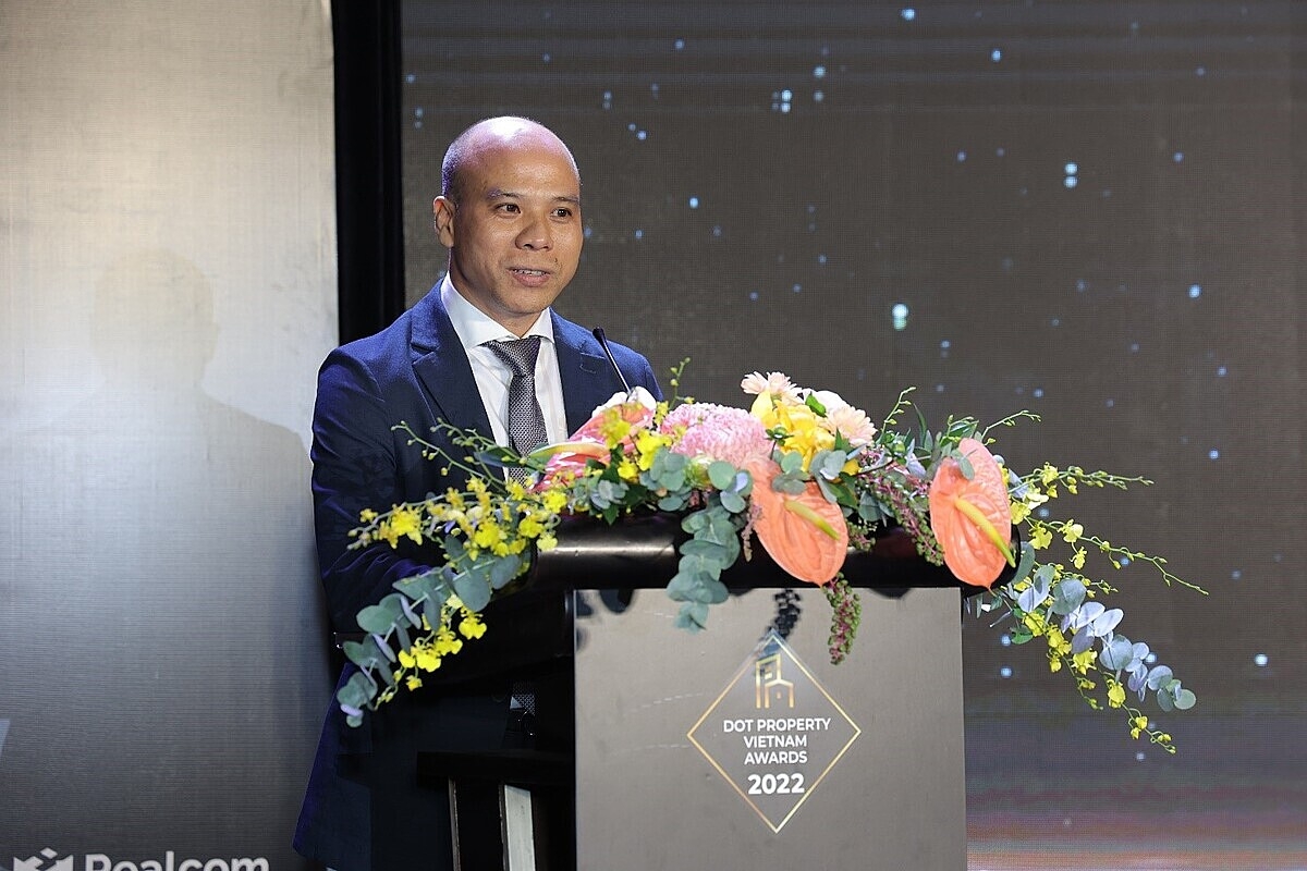 Ông Nguyễn Văn Thuận - Phó Tổng Giám đốc TNPM chia sẻ tại sự kiện.