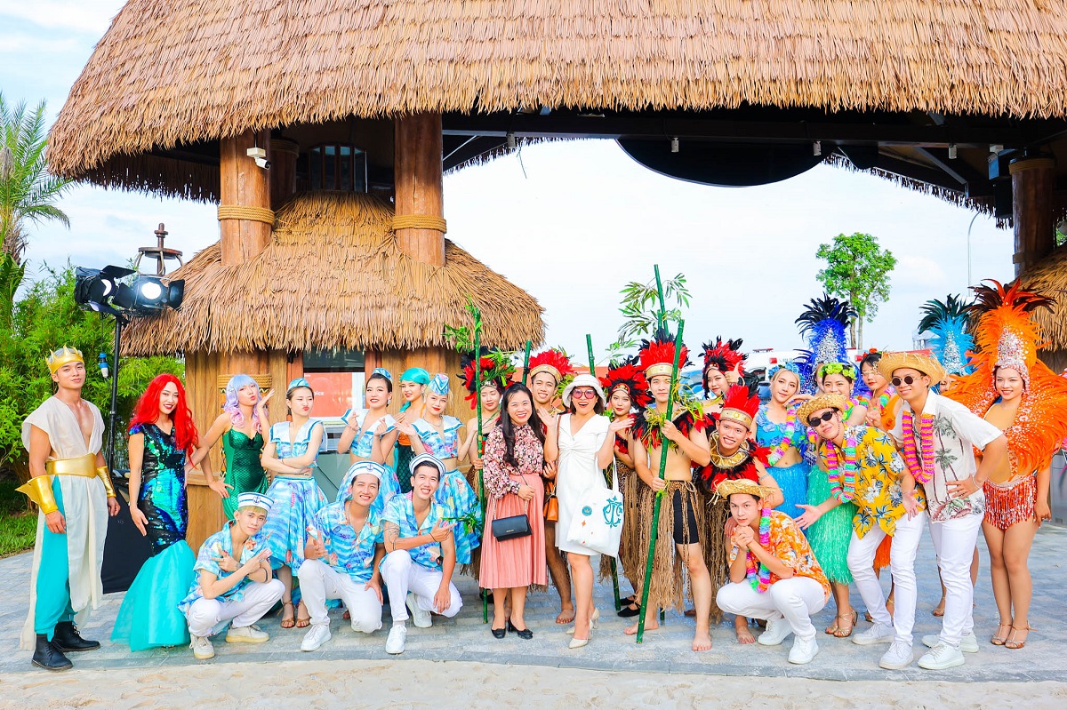 Các lễ hội đẳng cấp quốc tế thường xuyên được tổ chức tại siêu quần thể đô thị biển 1.200ha mang tới món ăn tinh thần hấp dẫn cho cộng đồng cư dân.