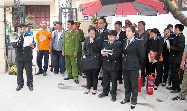 Cục THADS TP Hà Nội tổ chức cưỡng chế thi hành án. Ảnh minh họa