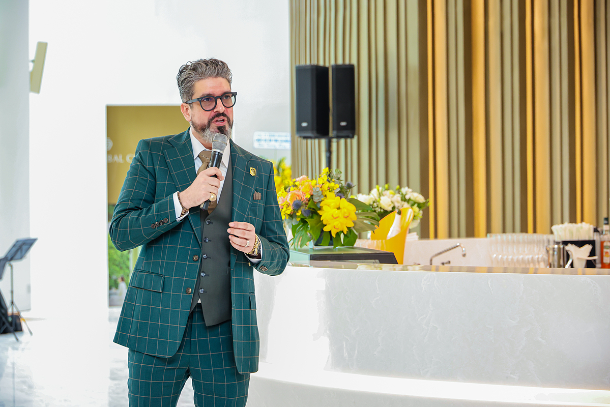 Ông Gibran Bukhari - Giám đốc Khối Kinh Doanh, Masterise Homes.