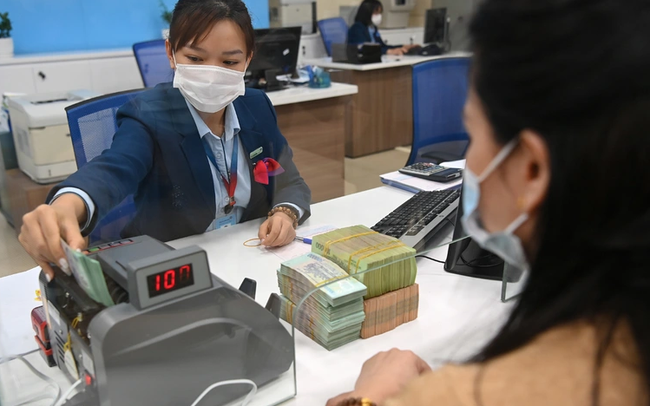 Bộ Tài chính đề xuất toàn bộ nội dung tư vấn sản phẩm bảo hiểm nhân viên ngân hàng phải được ghi âm và lưu trong 5 năm. (Ảnh minh hoạ: Int)