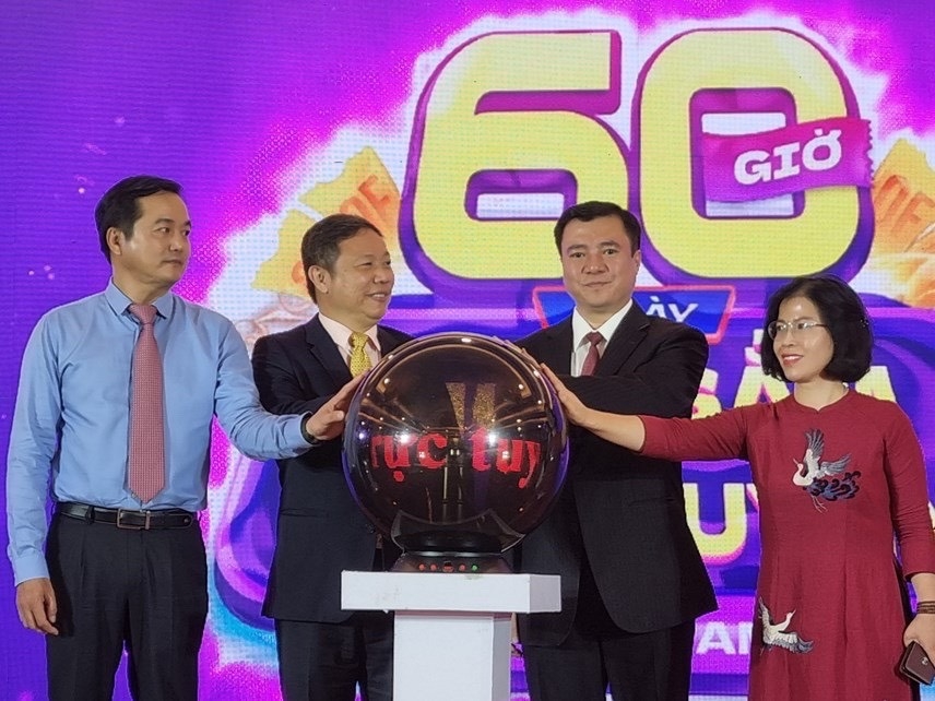 Lễ Kích hoạt Ngày mua sắm trực tuyến Online Friday 2022.