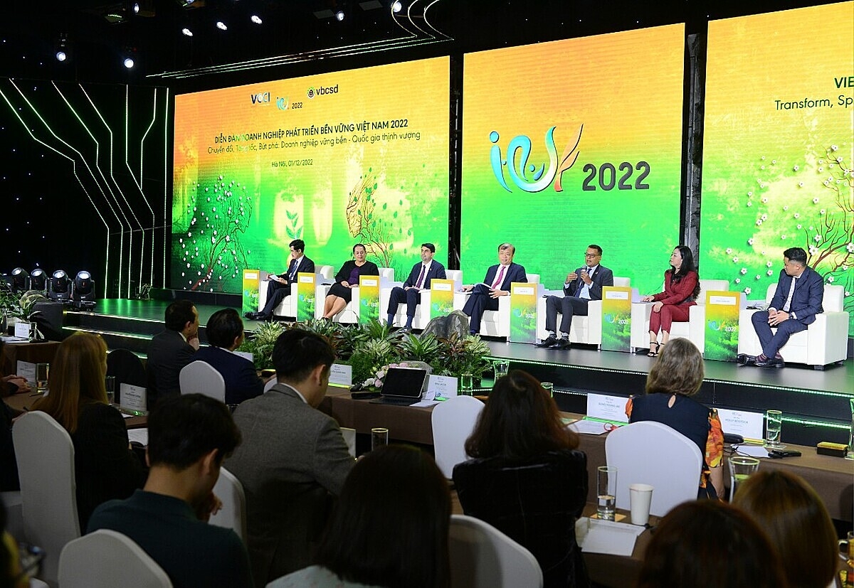 Toàn cảnh Diễn đàn Doanh nghiệp Phát triển bền vững Việt Nam (VCSF) 2022.