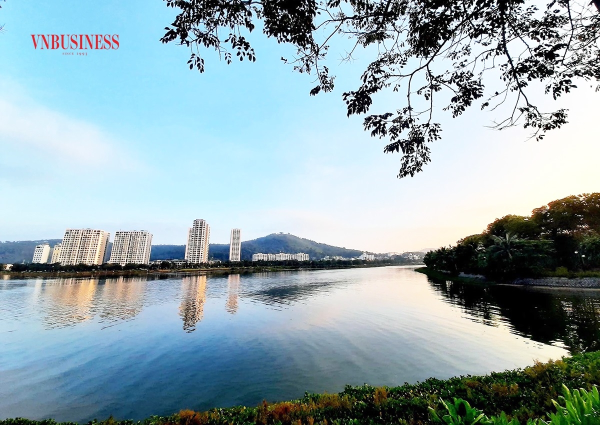 Hầu hết những “siêu cổ phiếu” một thời đang trỗi dậy đều thuộc nhóm bất động sản (Ảnh minh họa)