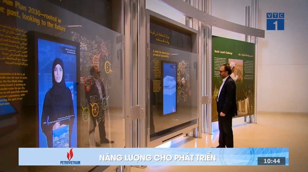 Vietnam on với chủ đề công cuộc chuyển đổi số năm 2022.