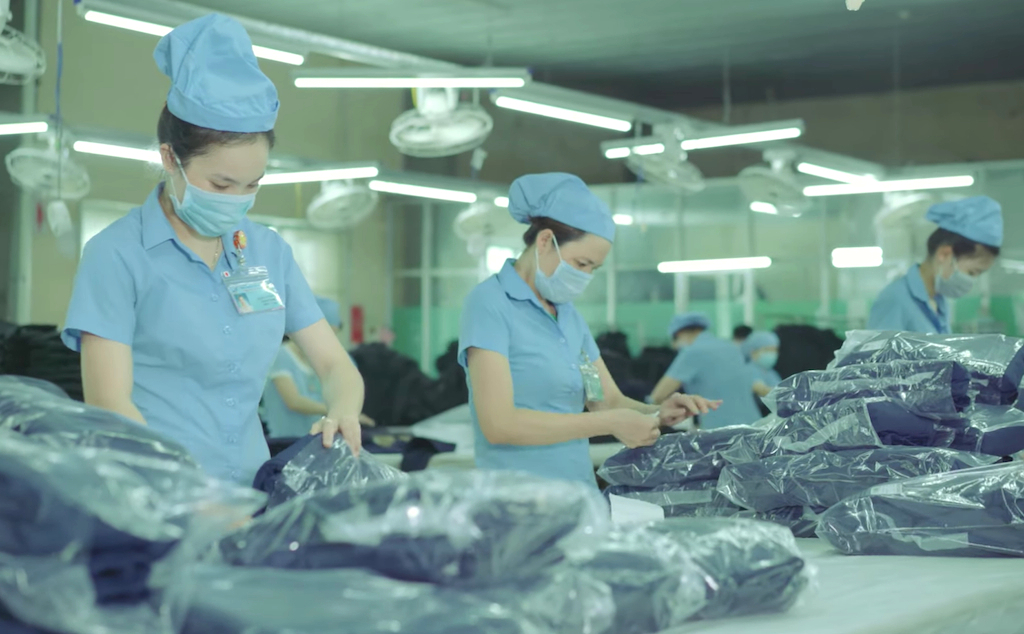 Các DN dệt may cần có giải pháp phù hợp, thích ứng tốt với tình hình mới ở thị trường Mỹ nhằm có thể “ăn chắc mặc bền”.