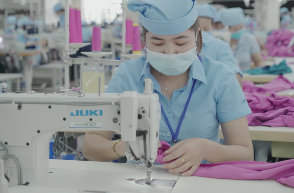 Dự báo về năm 2023 với ngành dệt may Việt Nam được cho là sẽ xấu hơn năm 2022.