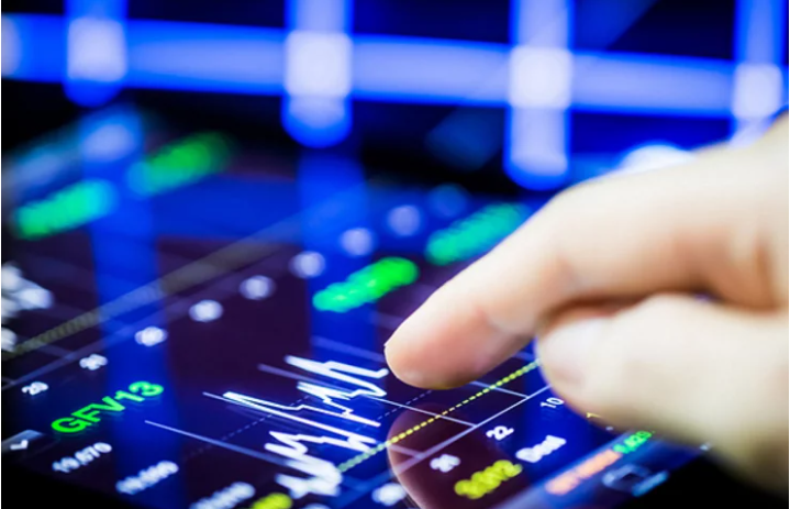 Tạm dừng đà giảm điểm, VN-Index có phiên phục hồi đầu tiên.