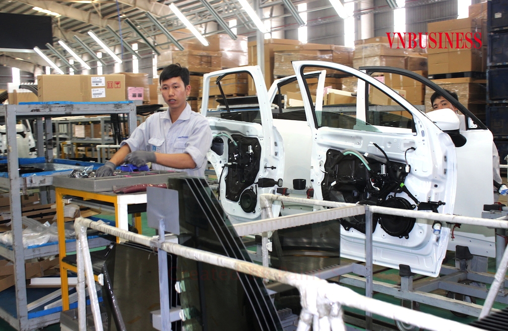 Thay vì hoang mang trước “bóng ma” suy thoái toàn cầu, các DN Việt cần nhận diện rõ những khó khăn để có đối sách phù hợp và mở rộng đổi mới sáng tạo nhằm “biến nguy thành cơ”.