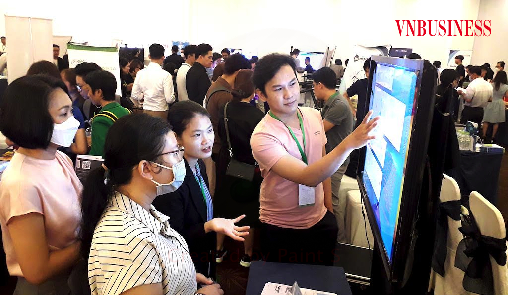 Tốc độ tăng trưởng của thị trường TMĐT tại Việt Nam trong năm 2023 được dự báo sẽ tiếp tục tăng nhanh với đà tăng trưởng 2 con số.