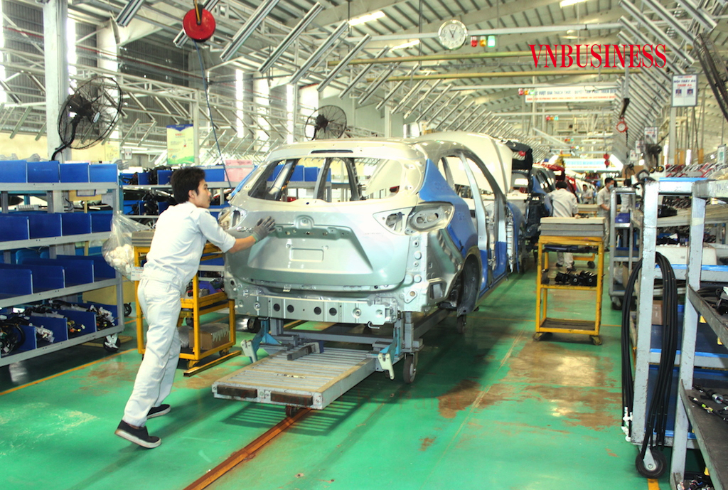 Giữa nhiều dự báo khó khăn, lực đẩy từ sản xuất công nghiệp được kỳ vọng giúp giữ đà tăng trưởng tốt trong năm 2023.