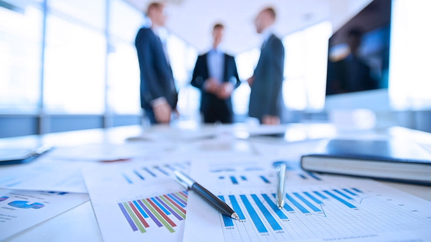 Một số ông lớn báo lãi lớn nhưng cũng không ít doanh nghiệp báo lỗ trong quý IV và cả năm 2022. (Ảnh: Int)