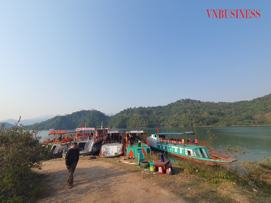 Nhiều phương tiện vận chuyển hành khách không đưa hành khách về đúng bến xuất phát ban đầu.