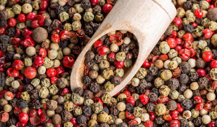 Giá tiêu tăng 500 đồng/kg tại các vùng trồng trọng điểm.