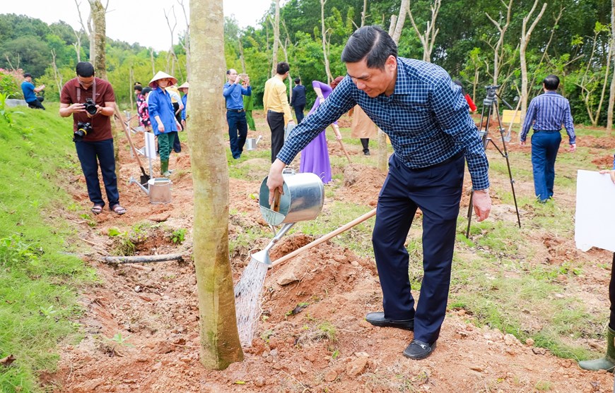 Thêm một hành động vì môi trường sống của chính chúng ta.