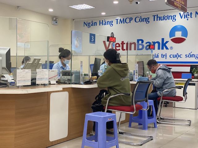 Các chuyên gia dự báo, lãi suất huy động sẽ dần giảm nhiệt trong thời gian tới, nhất là khi lộ trình tăng lãi suất của Fed dự báo đạt đỉnh.