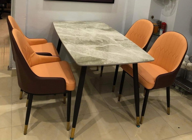 Mức thuế chống bán phá giá chính thức được áp dụng với hàng hóa bị điều tra từ Trung Quốc là 21,4% đối với sản phẩm ghế và 35,2% đối với sản phẩm bàn.