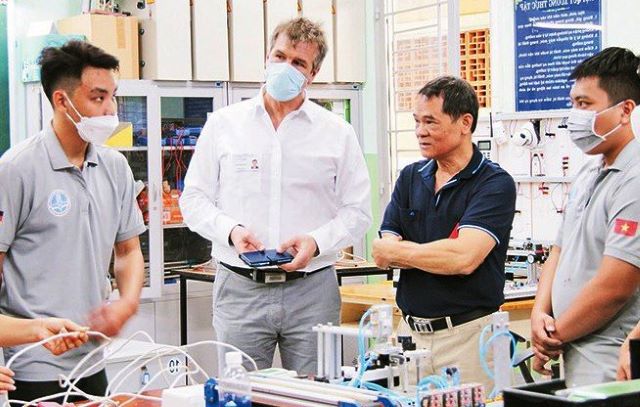 Hợp tác đào tạo nghề giúp nâng chất lượng nguồn nhân lực ở Việt Nam tiệm cận với thế giới (Ảnh minh họa: Int)