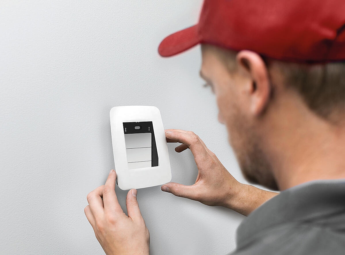 Ngoài đáp ứng những yêu cầu về tính an toàn, hiệu quả và độ bền, ưu điểm lớn của dòng công tắc Origen là dễ dàng lắp đặt.