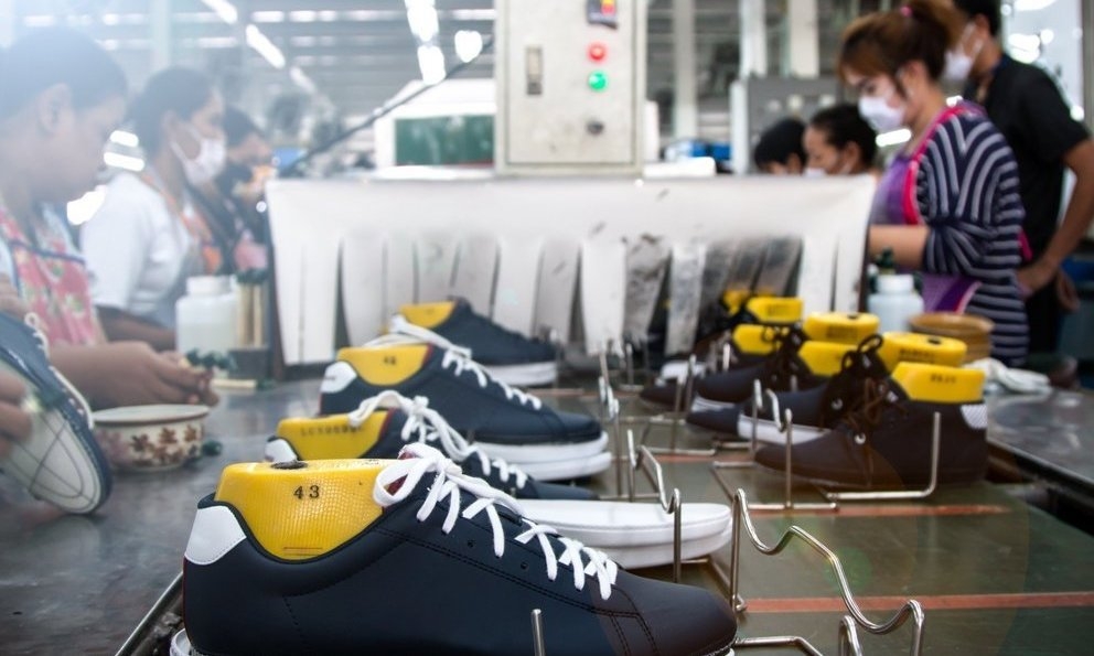 Bộ Công Thương cho rằng, cần đánh giá toàn diện các biện pháp điều chỉnh chính sách mở cửa trở lại của Trung Quốc đến sản xuất và xuất khẩu của nước ta để có giải pháp hỗ trợ doanh nghiệp.