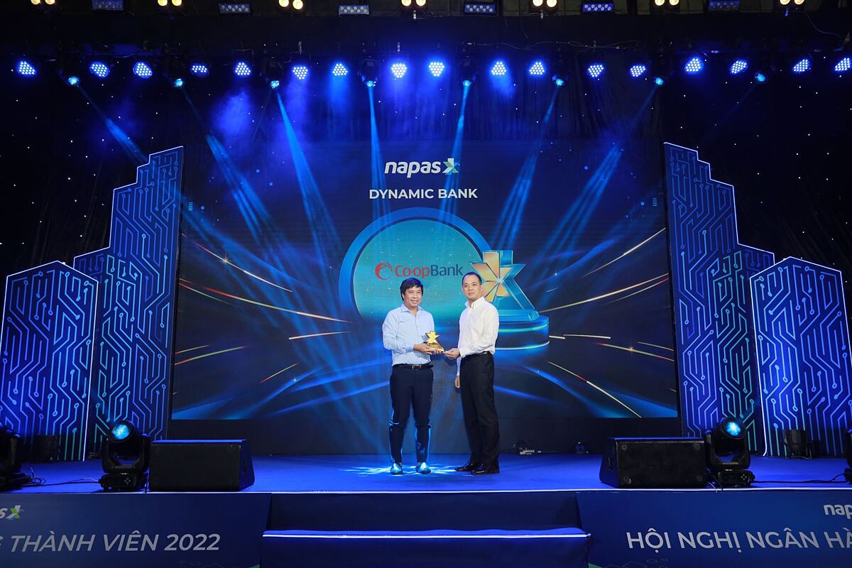 Co-opBank được vinh danh là một trong năm ngân hàng năng động nhất năm 2022.