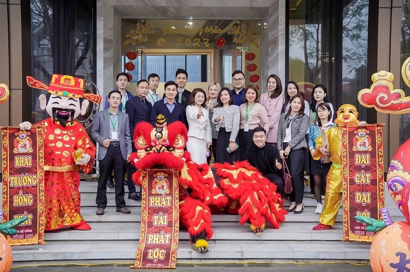 Chương trình khai xuân đầu năm có sự tham gia của hệ thống đại lý phân phối cùng đội ngũ chuyên viên kinh doanh đã đồng hành cùng dự án Hanoi Melody Residences từ những ngày đầu ra mắt.