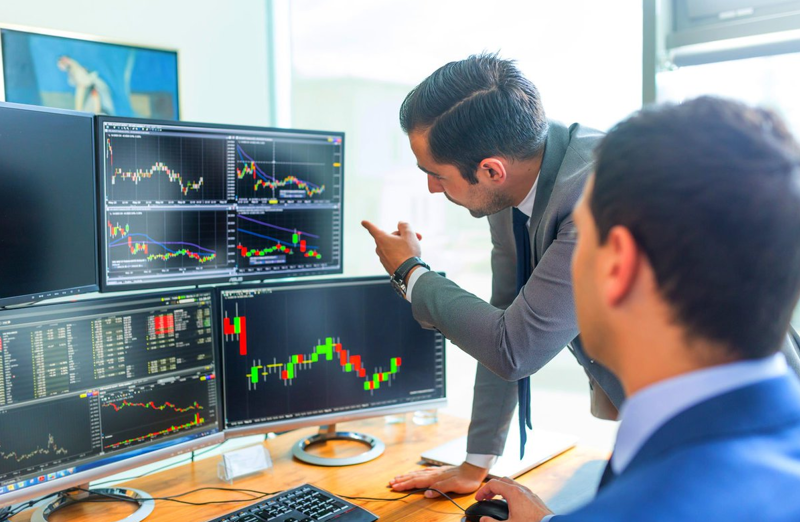 Đà mua ròng của khối ngoại được đánh giá như một lực cầu quan trọng trong việc hồi phục của TTCK Việt Nam. (Ảnh: Int)