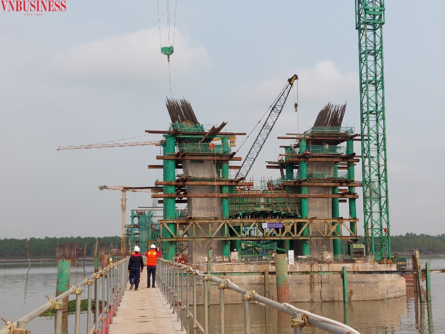 Thi công đốt 4 trụ tháp T17.