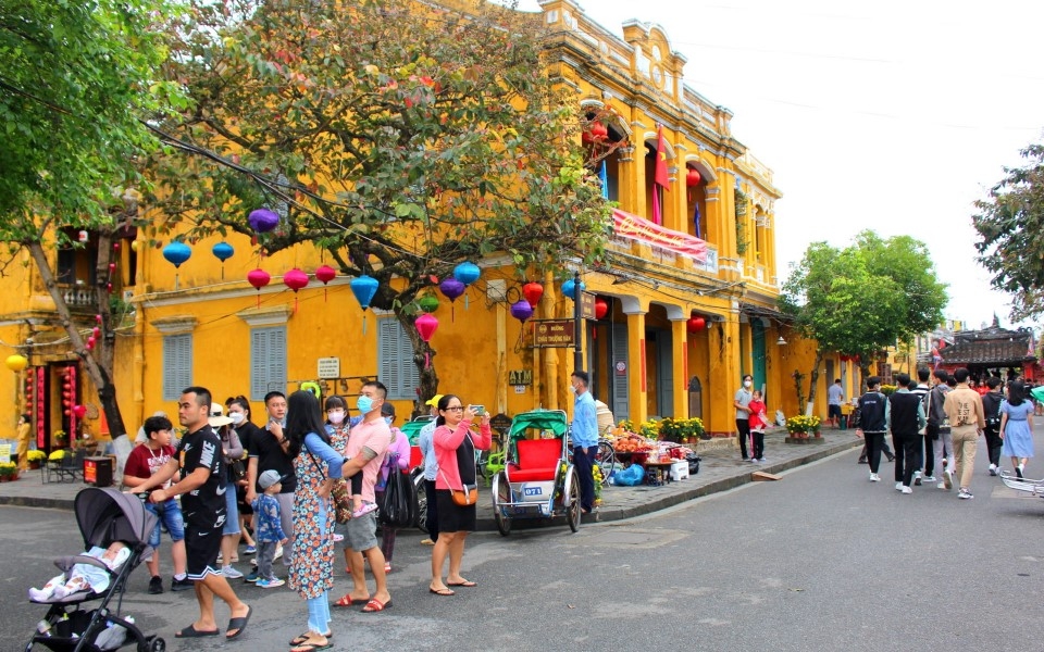 Việc thu phí cần được tính toán cẩn trọng bởi nhiều du khách sẽ quay lưng với Hội An không hẳn vì tiếc tiền vé, mà vì rơi vào cảm giác đang bị tận thu.