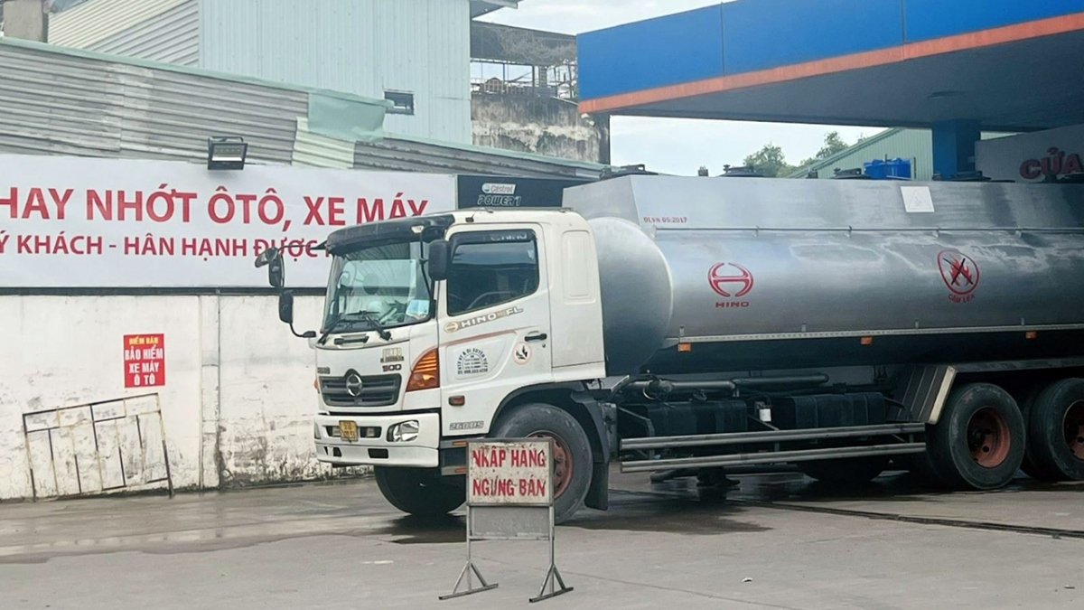 Từ đầu năm 2023 đến nay, tình hình cung cầu xăng dầu trong nước cơ bản ổn định, không có hiện tượng khan hiếm xăng dầu cục bộ tại các cửa hàng bán lẻ xăng dầu.