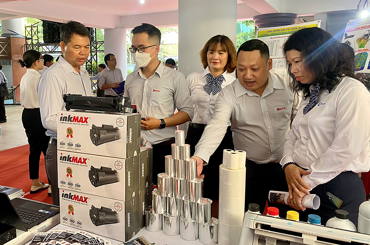 Tập đoàn Gakken trở thành cổ đông lớn nhất của công ty thiết bị giáo dục DTP.