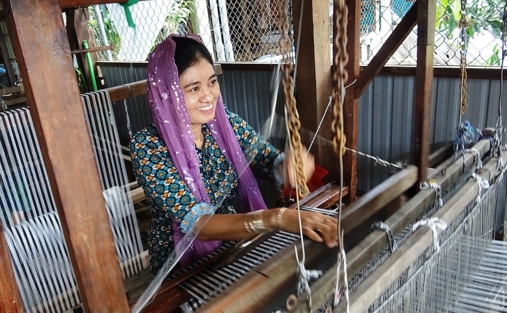 Cộng đồng Hồi giáo tỉnh An Giang đã lập ra nhiều mô hình để giúp phụ nữ Chăm thoát nghèo.