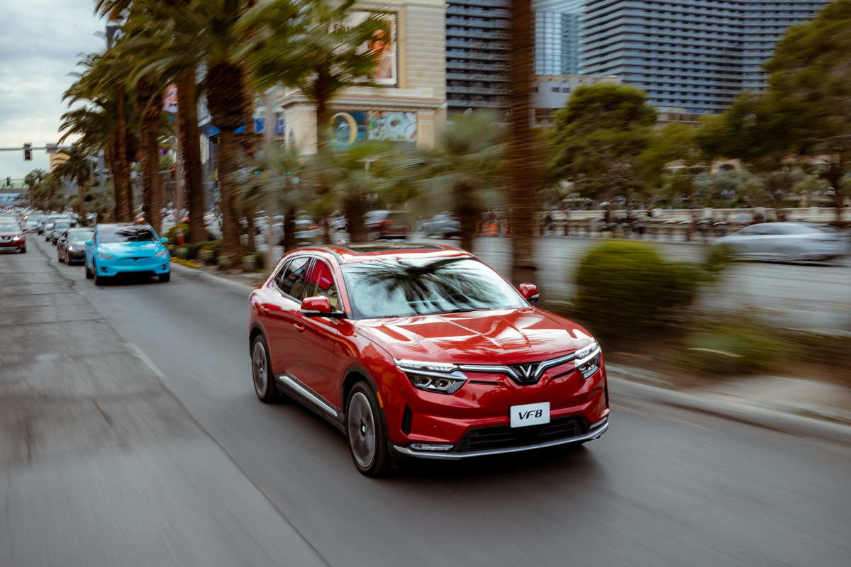 Chủ xe VinFast VF 8 tại California có thể được nhận thêm khoản ưu đãi thuế lên đến 7.500 USD.